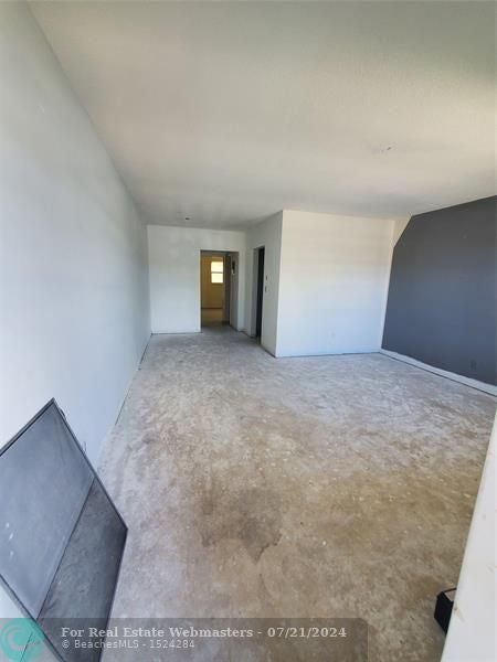 3 of 9 - 2106 Ne 56th Ct 107, Fort Lauderdale, FL