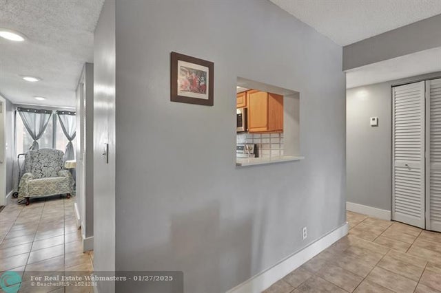 5 of 16 - 5884 Morningstar Cir 201, Delray Beach, FL