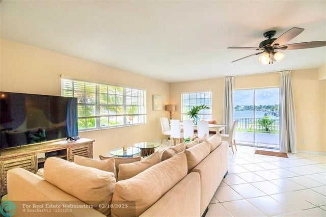 2 of 33 - 355 Virginia St 1, Hollywood, FL