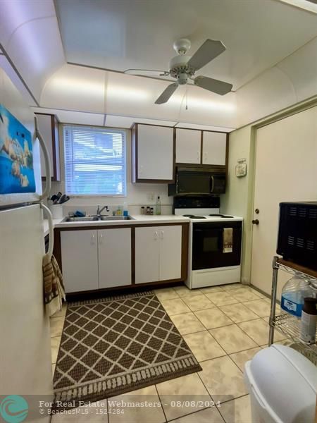 4 of 53 - 2320 S Cypress Bend Dr 404, Pompano Beach, FL
