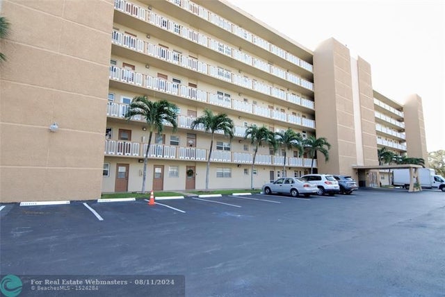 1 of 28 - 620 Ne 12th Ave 202, Hallandale, FL