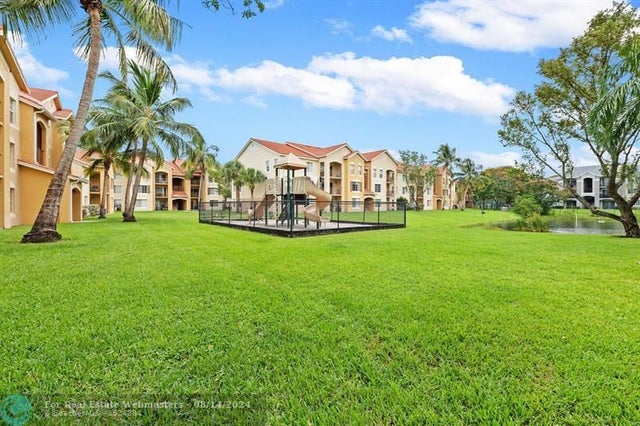 3 of 31 - 4151 San Marino Blvd 302, West Palm Beach, FL