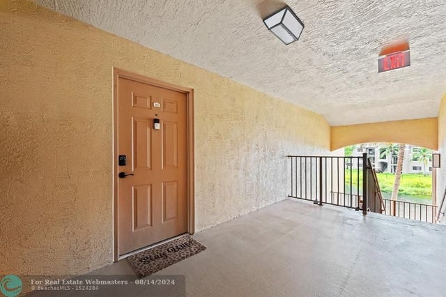 4 of 31 - 4151 San Marino Blvd 302, West Palm Beach, FL