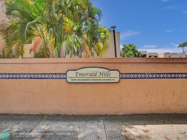 1 of 43 - 4000 N Hills Dr 7, Hollywood, FL