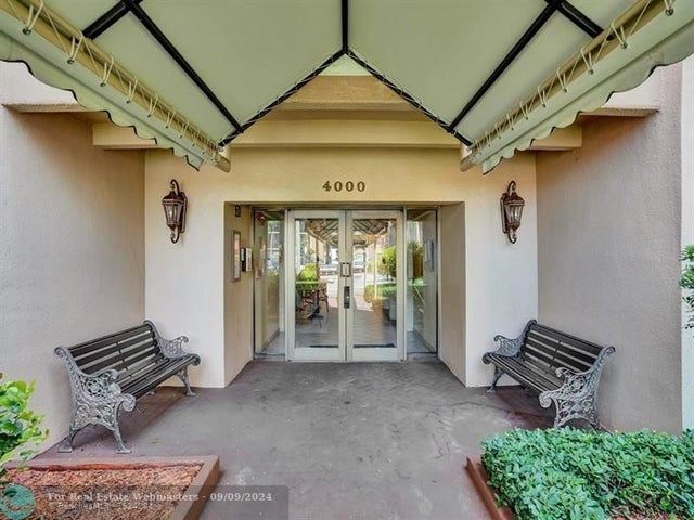 3 of 43 - 4000 N Hills Dr 7, Hollywood, FL