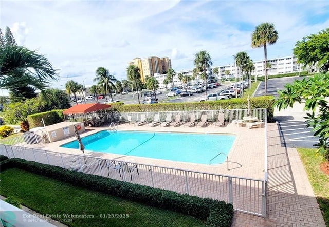 2 of 33 - 3200 Ne 7th Ct 208a, Pompano Beach, FL