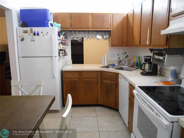 5 of 25 - 11620 Nw 28th St 11620, Coral Springs, FL