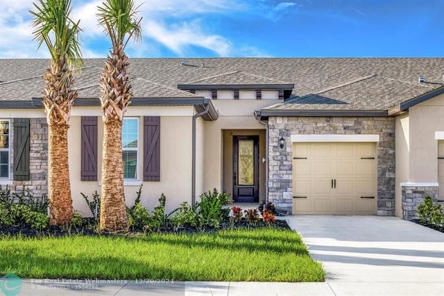 1 of 14 - 5408 Gladness Ct, Fort Pierce, FL