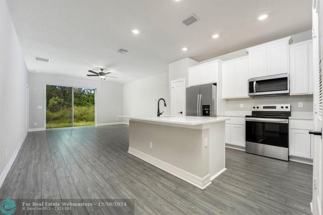 3 of 14 - 5408 Gladness Ct, Fort Pierce, FL