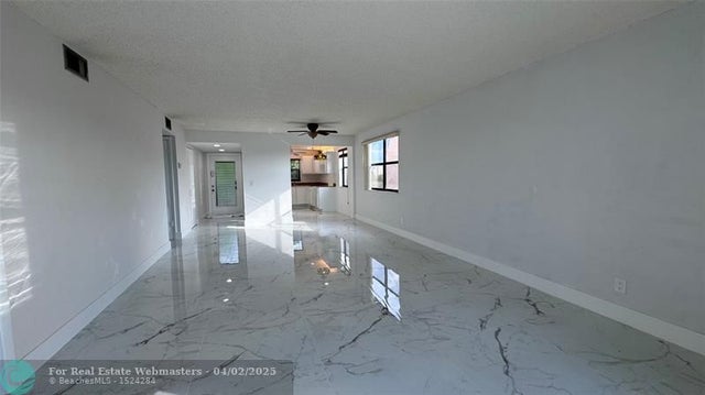 2 of 39 - 10207 Sunrise Lakes Blvd 301, Sunrise, FL