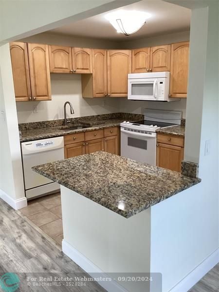 5 of 10 - 880 Normandy 880, Delray Beach, FL