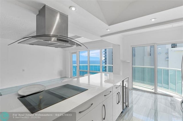 4 of 20 - 3400 Galt Ocean Drive 2008s, Fort Lauderdale, FL
