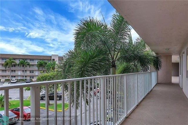 3 of 40 - 2635 Nw 104th Ave 310, Sunrise, FL