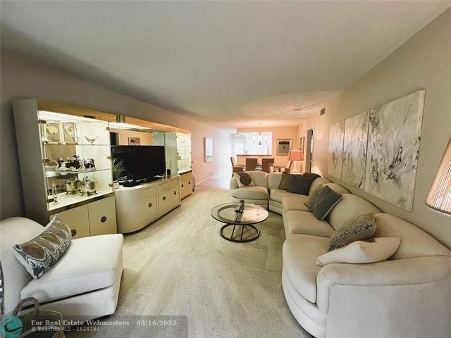 5 of 38 - 3202 Portofino Point L-2, Coconut Creek, FL