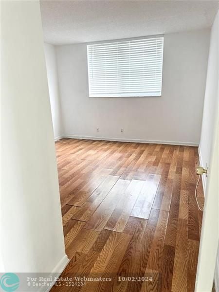 3 of 6 - 1830 Dixieanna St 201, Hollywood, FL