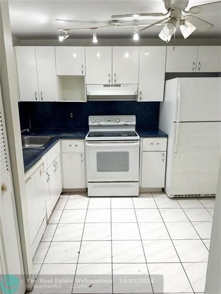 5 of 6 - 1830 Dixieanna St 201, Hollywood, FL