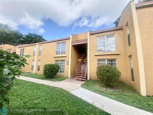 1 of 4 - 4455 Treehouse Ln 15 B, Fort Lauderdale, FL