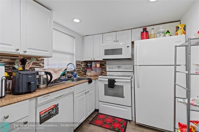 2 of 14 - 4101 Nw 26th St 159, Lauderhill, FL