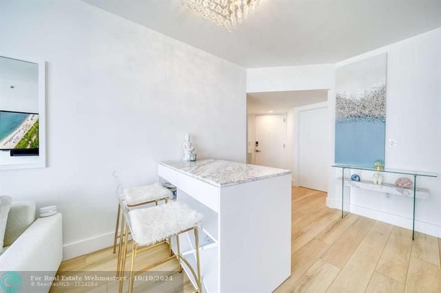 5 of 24 - 6365 Collins Avenue 2406, Miami Beach, FL