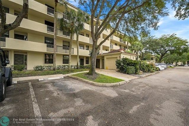2 of 33 - 2908 Carambola Circle S 403, Coconut Creek, FL