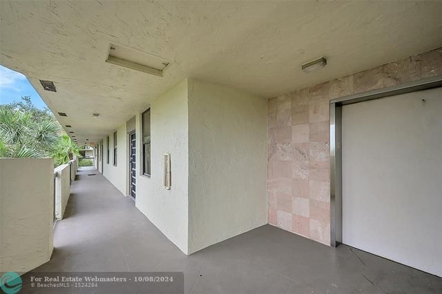 3 of 33 - 2908 Carambola Circle S 403, Coconut Creek, FL
