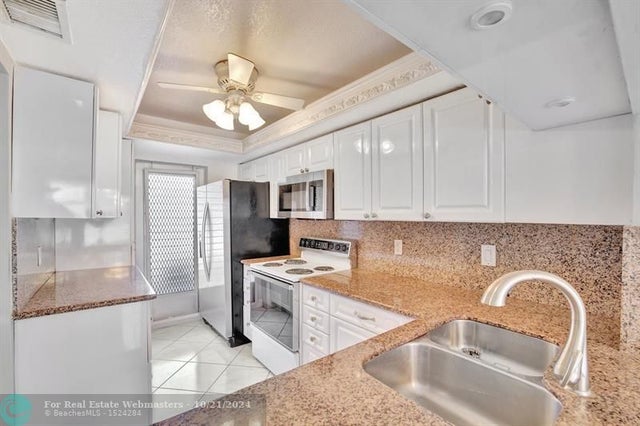 2 of 40 - 4500 N Federal Hwy 151f, Lighthouse Point, FL
