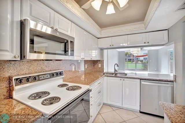 4 of 40 - 4500 N Federal Hwy 151f, Lighthouse Point, FL