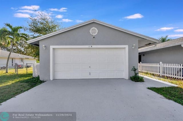 4 of 48 - 134 Sparrow Dr A, Royal Palm Beach, FL