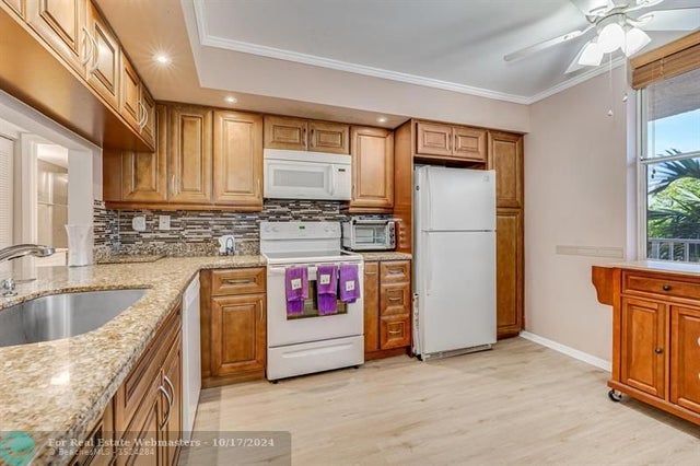 3 of 41 - 2524 Nw 104th Ave 307, Sunrise, FL
