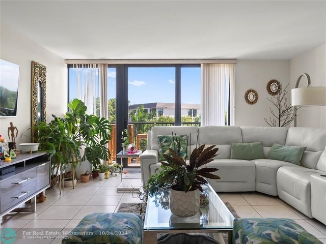 5 of 46 - 1301 River Reach Dr 515, Fort Lauderdale, FL