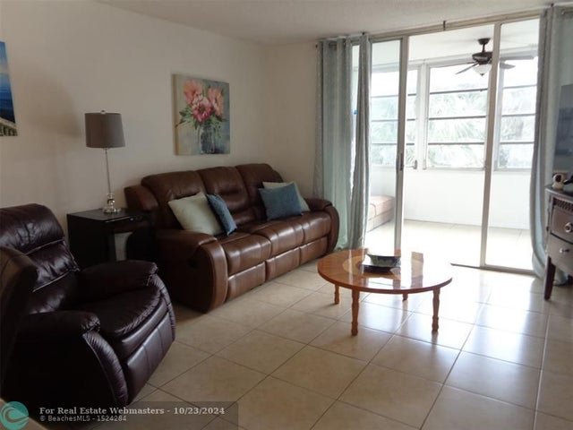 2 of 29 - 4899 Nw 26th Ct 453, Lauderdale Lakes, FL