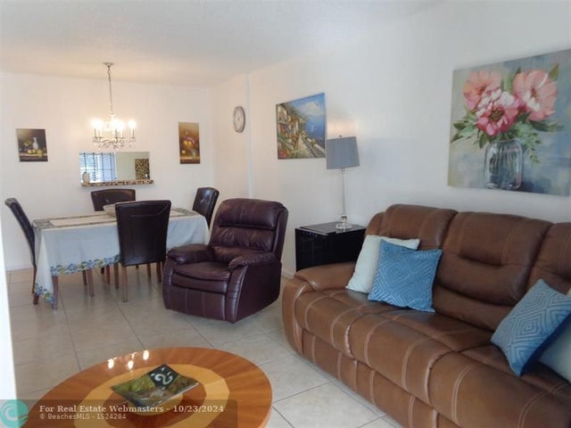 4 of 29 - 4899 Nw 26th Ct 453, Lauderdale Lakes, FL