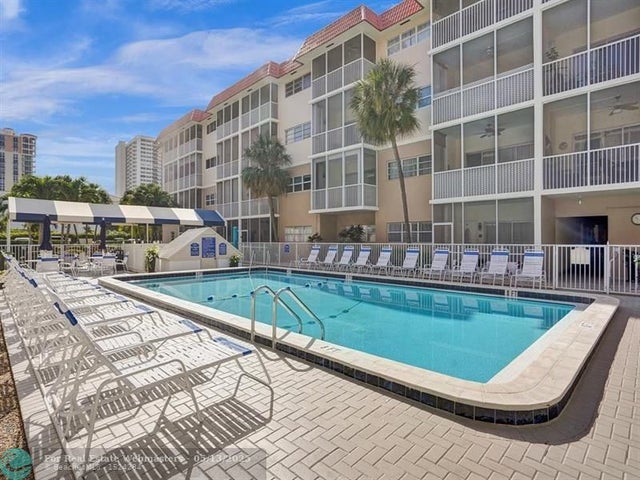 3 of 27 - 2081 S Ocean Dr 208, Hallandale, FL