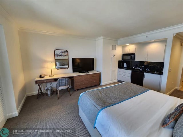 3 of 19 - 601 N Ft Lauderdale Bch Blvd 1116, Fort Lauderdale, FL
