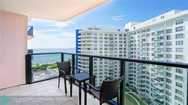 1 of 22 - 5225 Collins Ave 1417, Miami Beach, FL