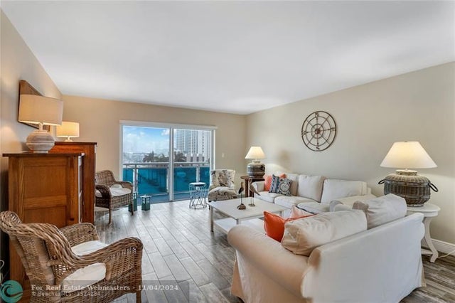 3 of 40 - 1701 S Ocean Dr 604, Hollywood, FL