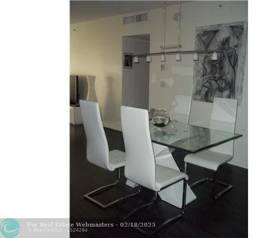 3 of 25 - 3000 S Ocean Dr 518, Hollywood, FL