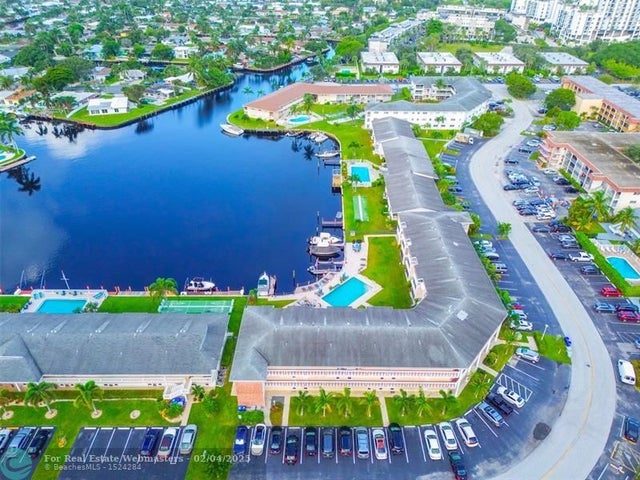4 of 32 - 700 Pine Drive 308, Pompano Beach, FL