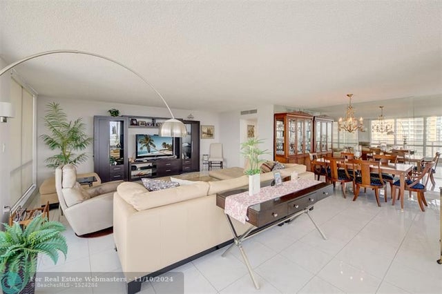 4 of 39 - 2751 S Ocean Dr 1401n, Hollywood, FL