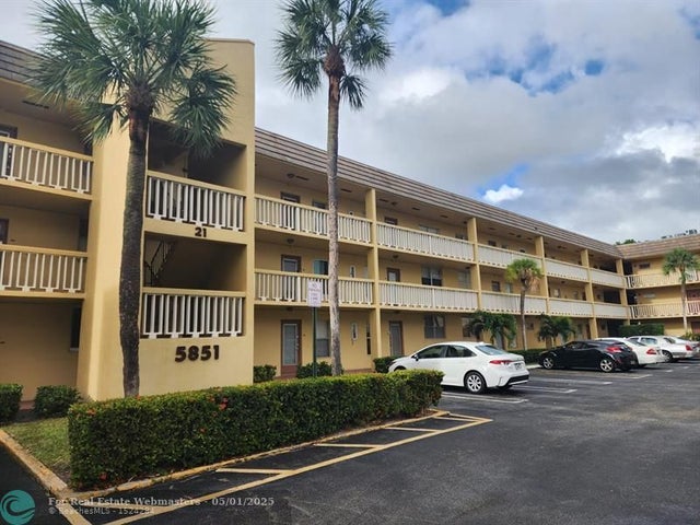 2 of 27 - 5851 Nw 62nd Ave 105, Tamarac, FL