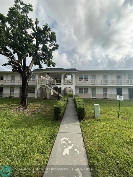 1 of 18 - 130 Ne 202nd Ter S21, Miami, FL