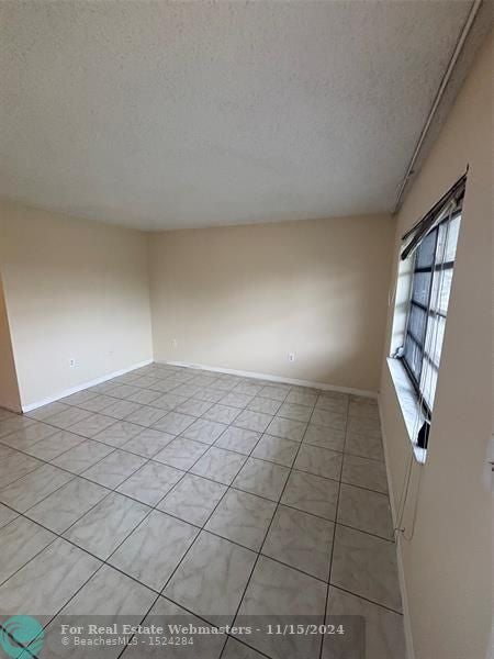 3 of 18 - 130 Ne 202nd Ter S21, Miami, FL