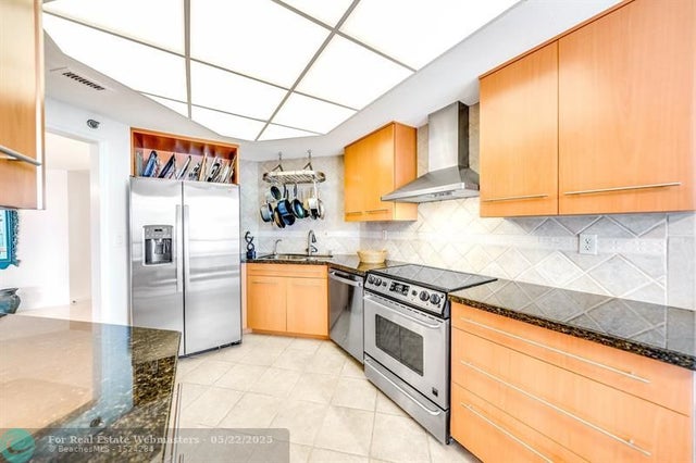 4 of 79 - 1300 S Ocean Blvd 204, Pompano Beach, FL