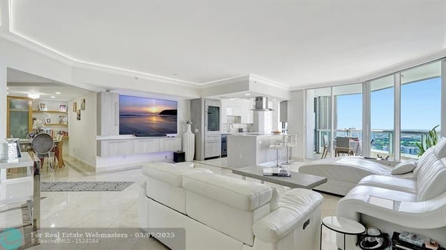 1 of 65 - 21205 Yacht Club Drive 3105, Aventura, FL