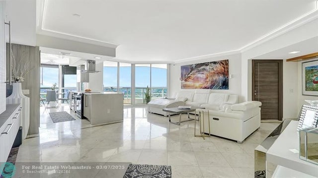 3 of 65 - 21205 Yacht Club Drive 3105, Aventura, FL