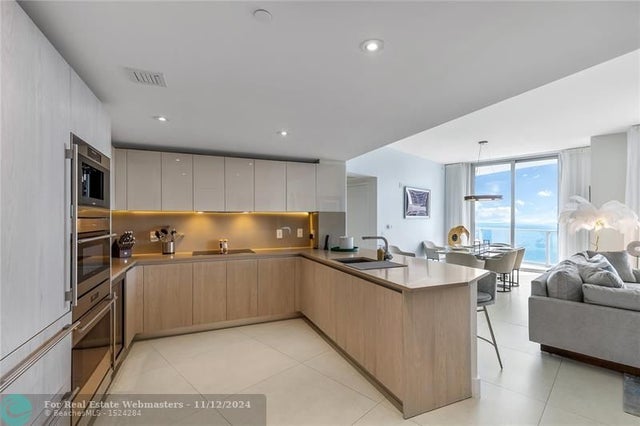 1 of 41 - 4111 S Ocean Dr Lph3/5, Hollywood, FL
