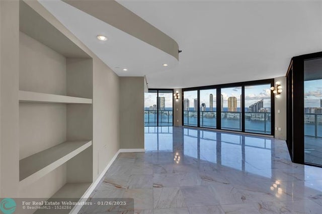 4 of 55 - 4000 Island Blvd 2607, Aventura, FL