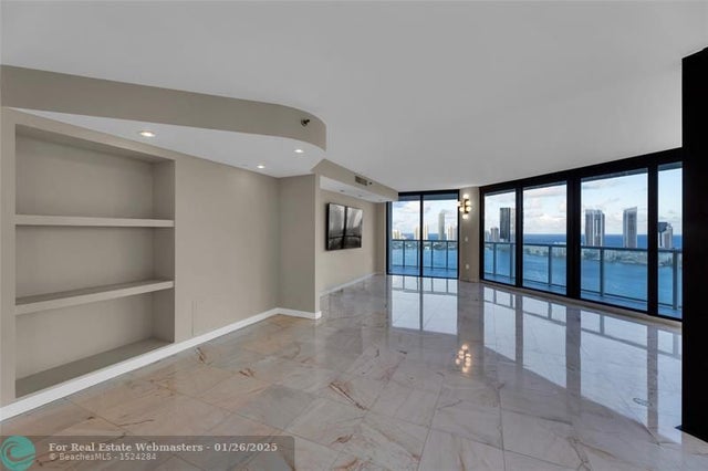 5 of 55 - 4000 Island Blvd 2607, Aventura, FL