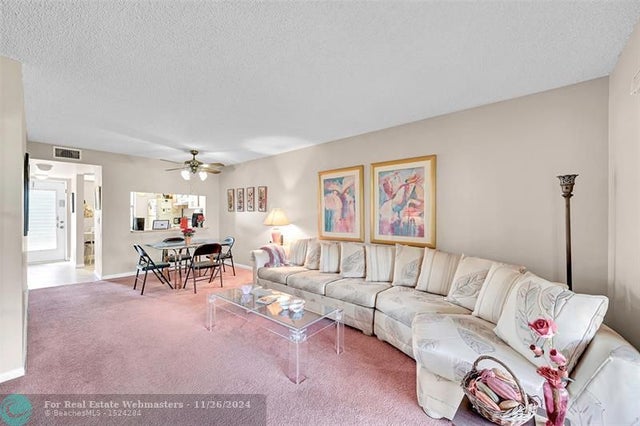 2 of 38 - 10101 Sunrise Lakes Blvd 305, Sunrise, FL