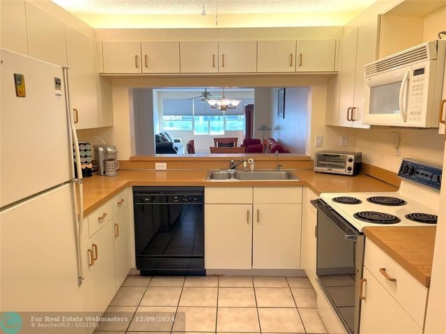 3 of 43 - 7334 N Devon Dr 108, Tamarac, FL